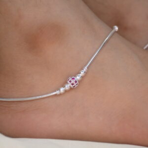 Just Looking Like a Wow Anklet For ladies & Girl. | Suraj jewelllers |